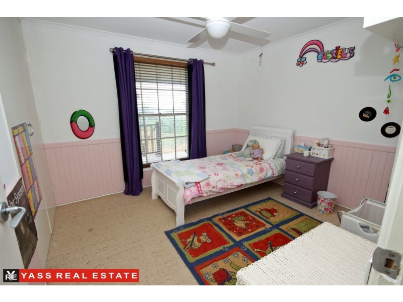 37 Cooks Hill Road, Yass NSW 2582