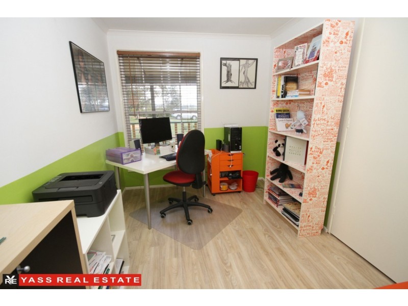 37 Cooks Hill Road, Yass NSW 2582