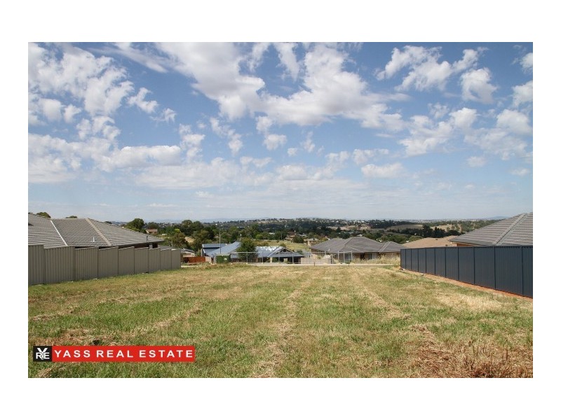 23 Discovery Drive, Yass NSW 2582