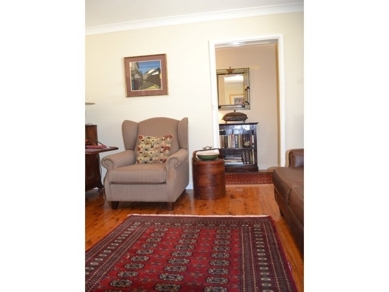 119 Rossi Street, Yass NSW 2582