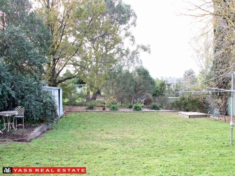 119 Rossi Street, Yass NSW 2582