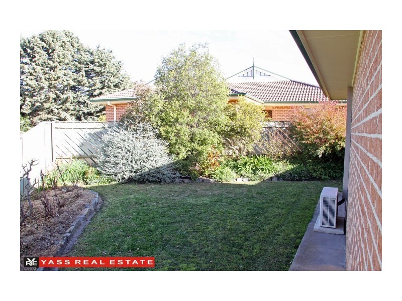 6/14 Short Street, Yass NSW 2582