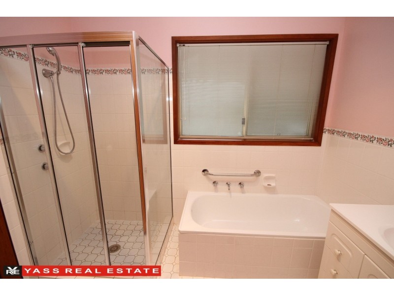 6/14 Short Street, Yass NSW 2582