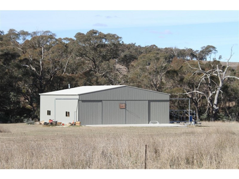 572 Berrebangelo Road, Yass River NSW 2582