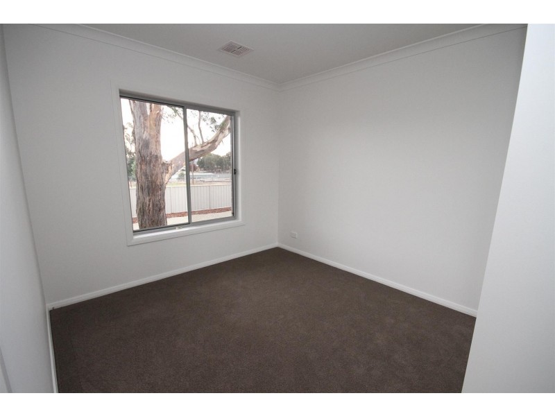 4 Colls Close, Yass NSW 2582