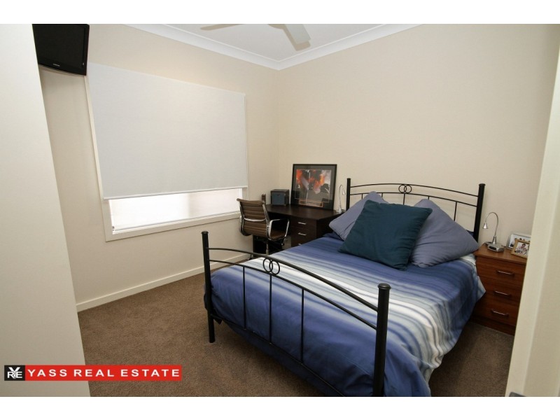 5 Burgess Place, Yass NSW 2582