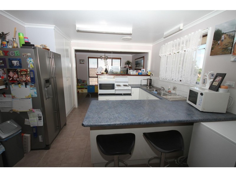 24 Yeo Crescent, Yass NSW 2582