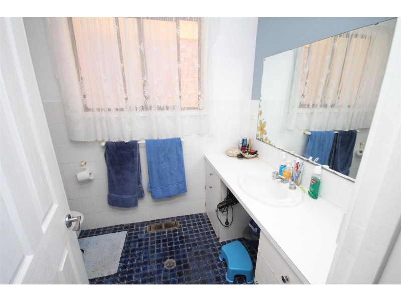 24 Yeo Crescent, Yass NSW 2582
