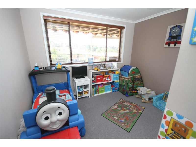 24 Yeo Crescent, Yass NSW 2582