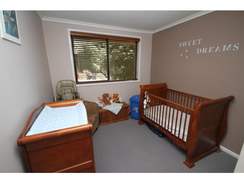 24 Yeo Crescent, Yass NSW 2582