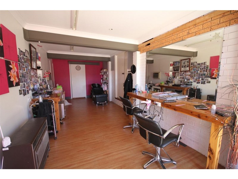 24 Yeo Crescent, Yass NSW 2582