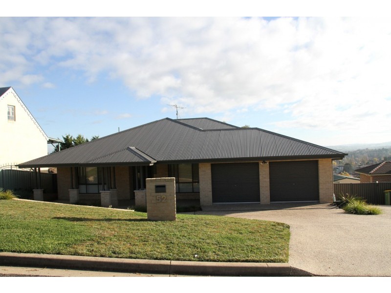 52 Yeo Crescent, Yass NSW 2582