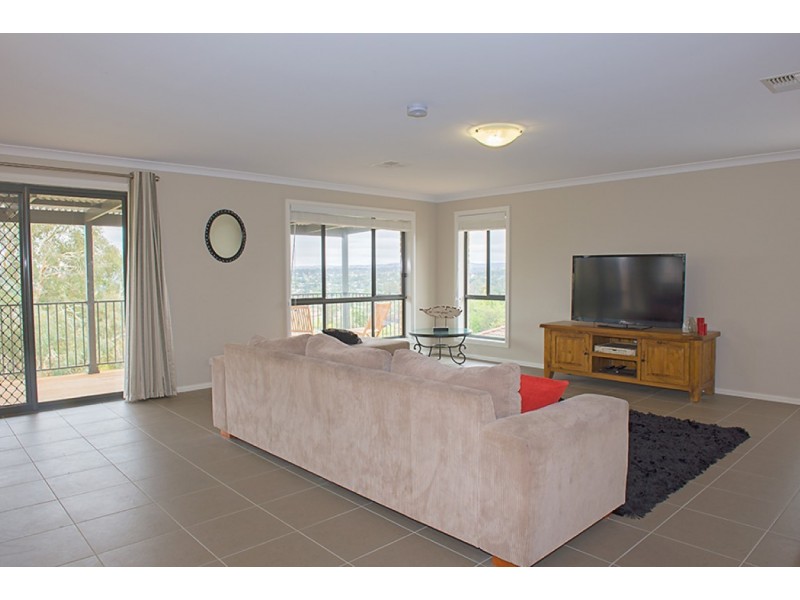 52 Yeo Crescent, Yass NSW 2582