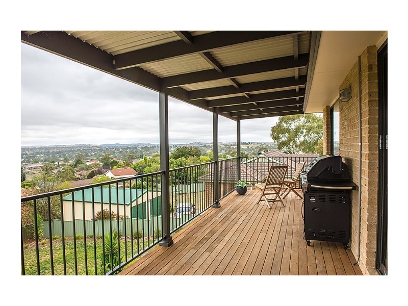 52 Yeo Crescent, Yass NSW 2582