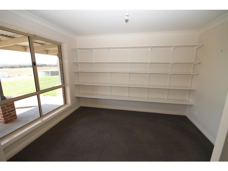 141 Elms Road, Yass NSW 2582
