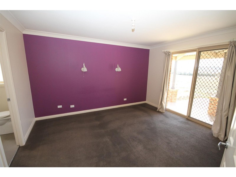 141 Elms Road, Yass NSW 2582