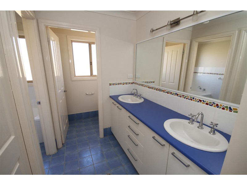 141 Elms Road, Yass NSW 2582