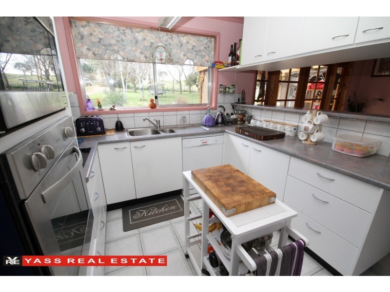 475 Black Range Road, Yass NSW 2582