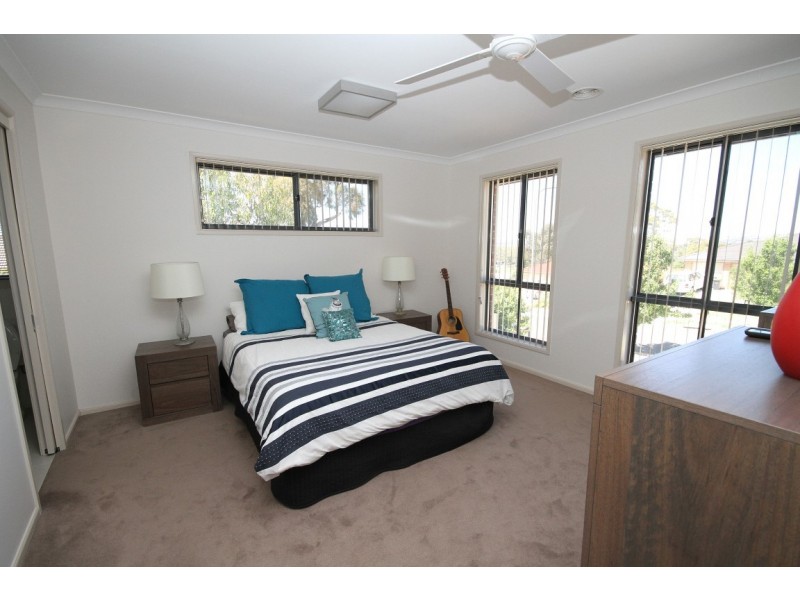 3 Mckenna Avenue, Yass NSW 2582