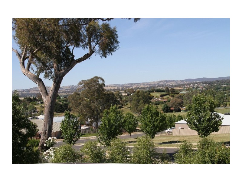 3 Mckenna Avenue, Yass NSW 2582