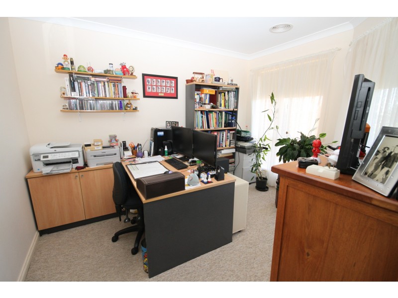 19 Barber Street, Yass NSW 2582