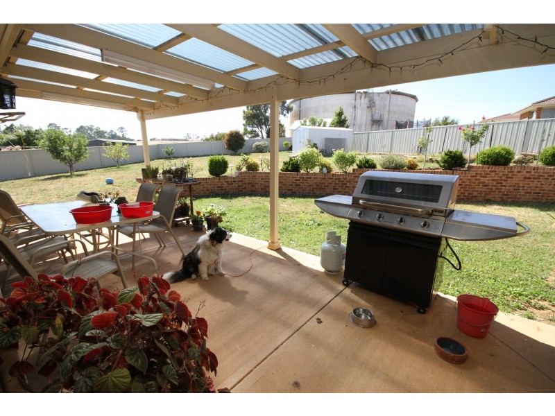 19 Barber Street, Yass NSW 2582