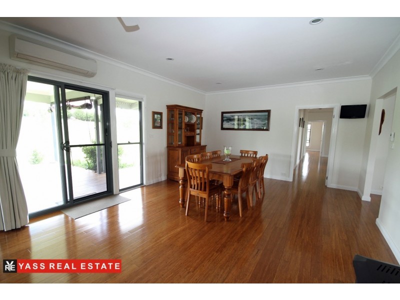 12 Mort Lane, Yass NSW 2582