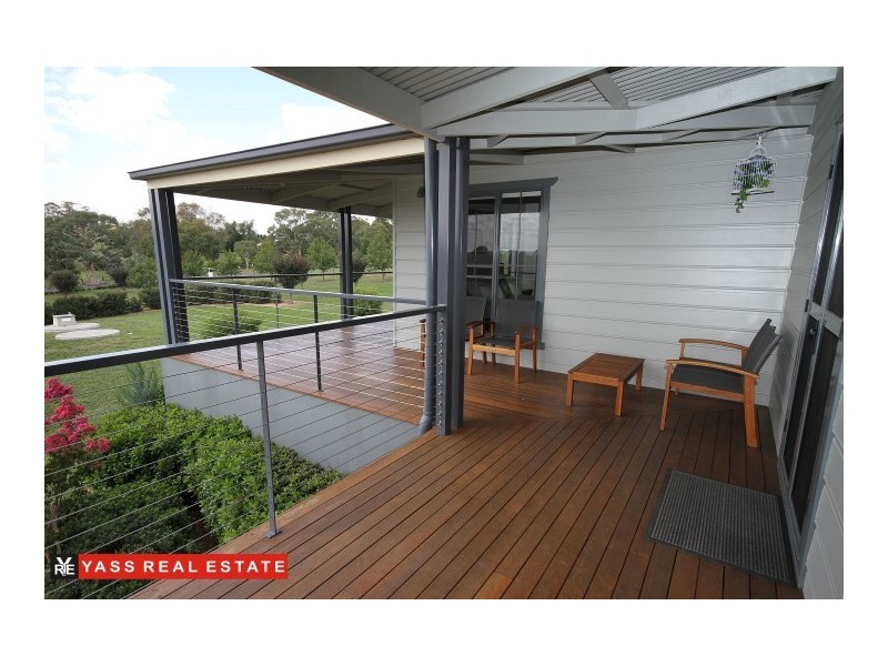 12 Mort Lane, Yass NSW 2582