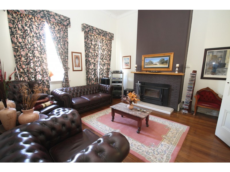 90 Yass Street, Gunning NSW 2581