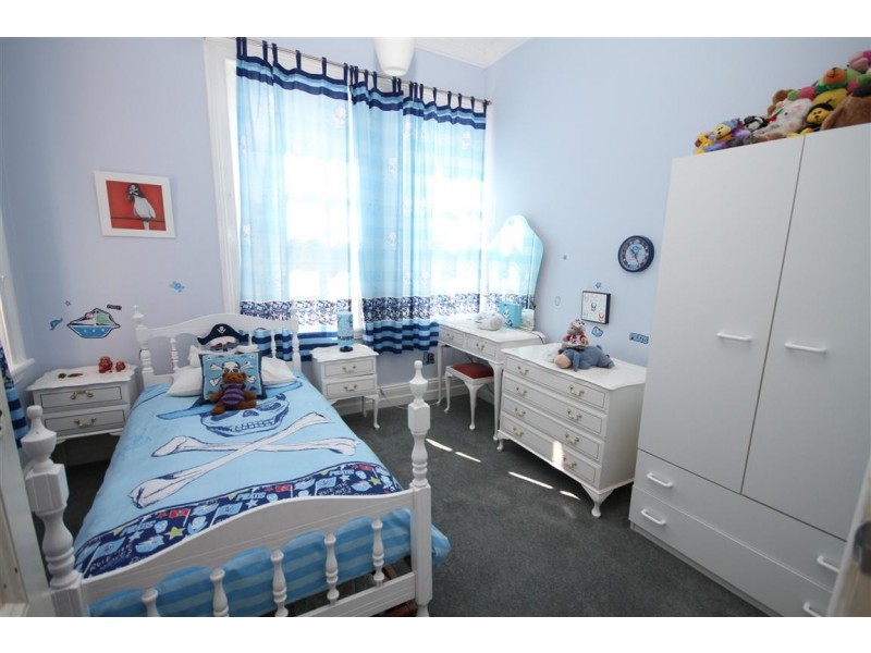 90 Yass Street, Gunning NSW 2581