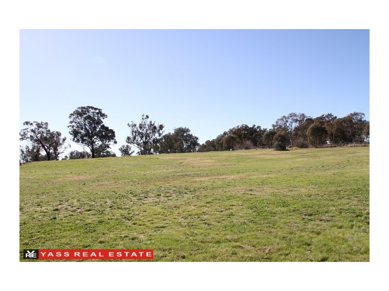 1 Archer Close, Yass NSW 2582