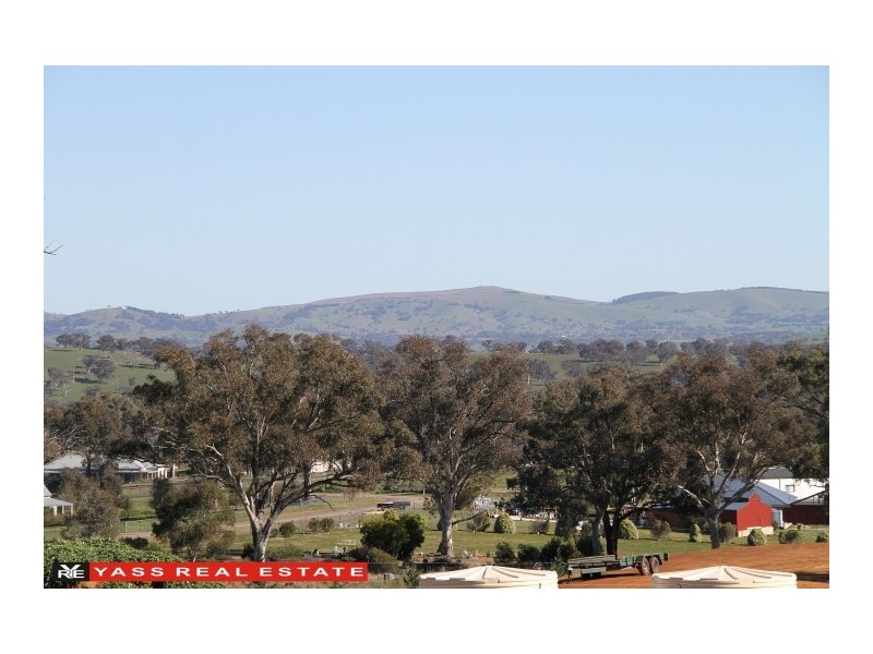1 Archer Close, Yass NSW 2582