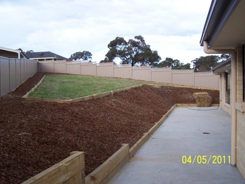 12 Settlers Court, Yass NSW 2582