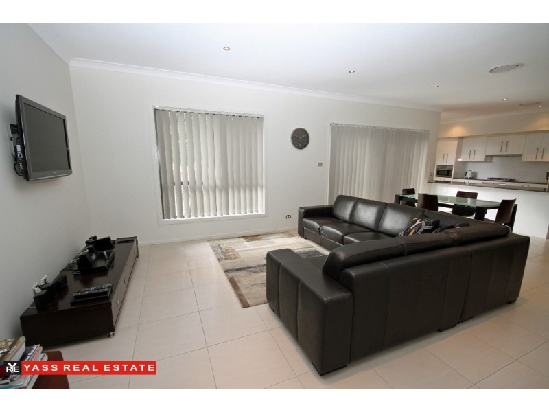 35 Cooks Hill Road, Yass NSW 2582