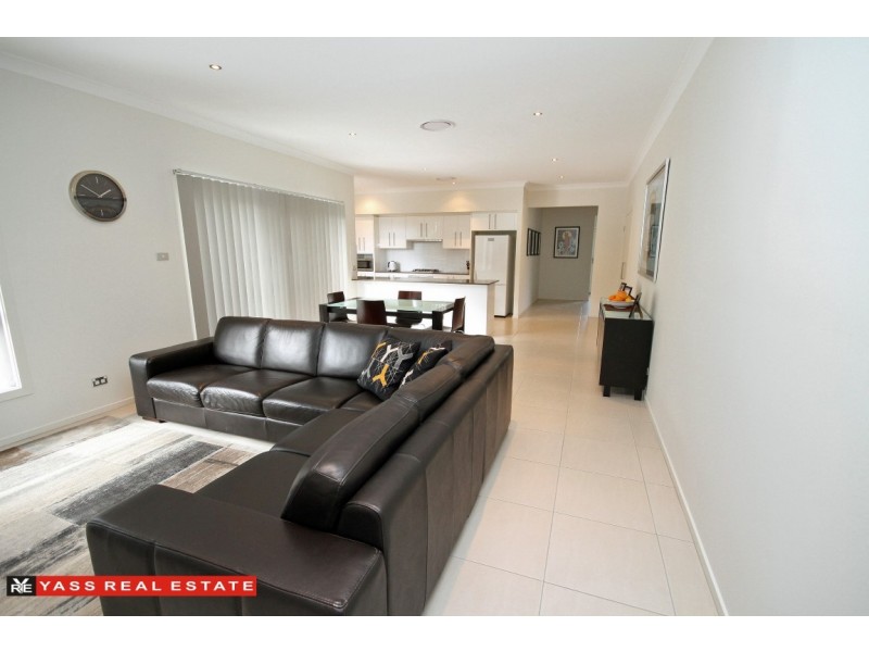 35 Cooks Hill Road, Yass NSW 2582