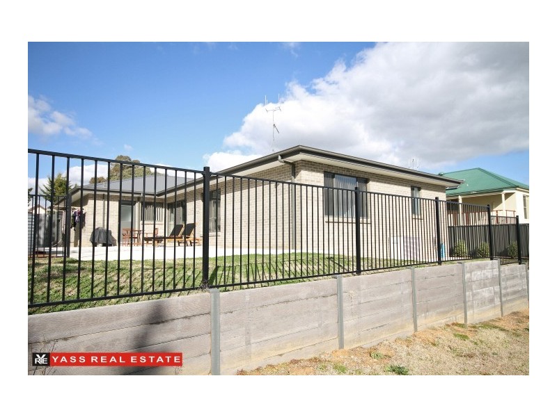 35 Cooks Hill Road, Yass NSW 2582