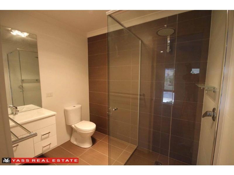 28 Nicholls Drive, Yass NSW 2582