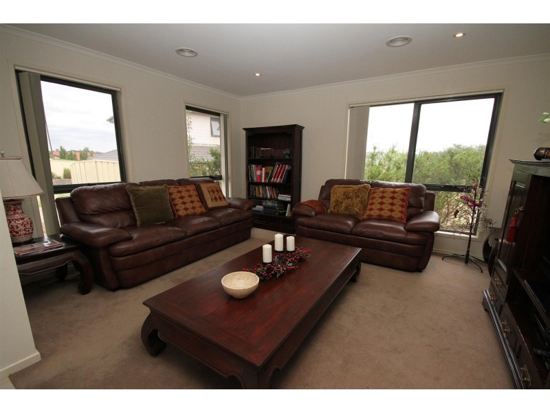 2/6 Thane Court, Yass NSW 2582