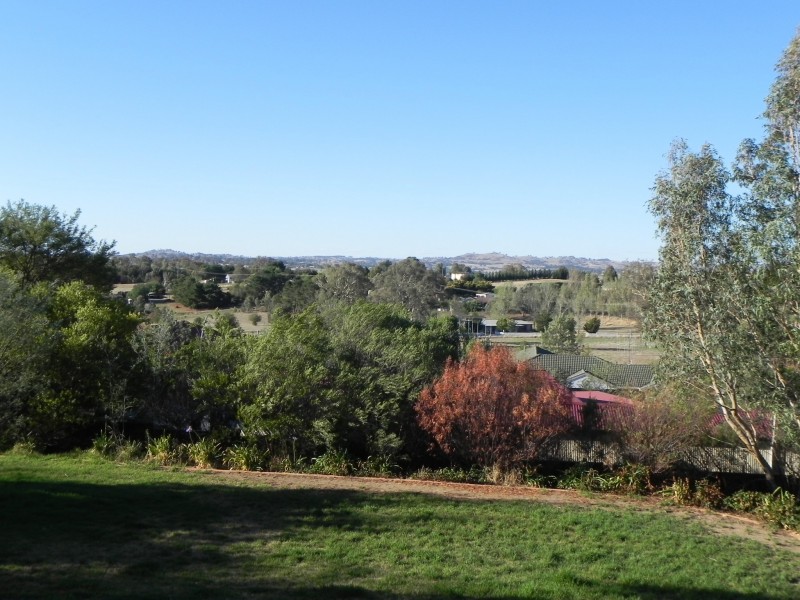 4 Stretton Court, Yass NSW 2582