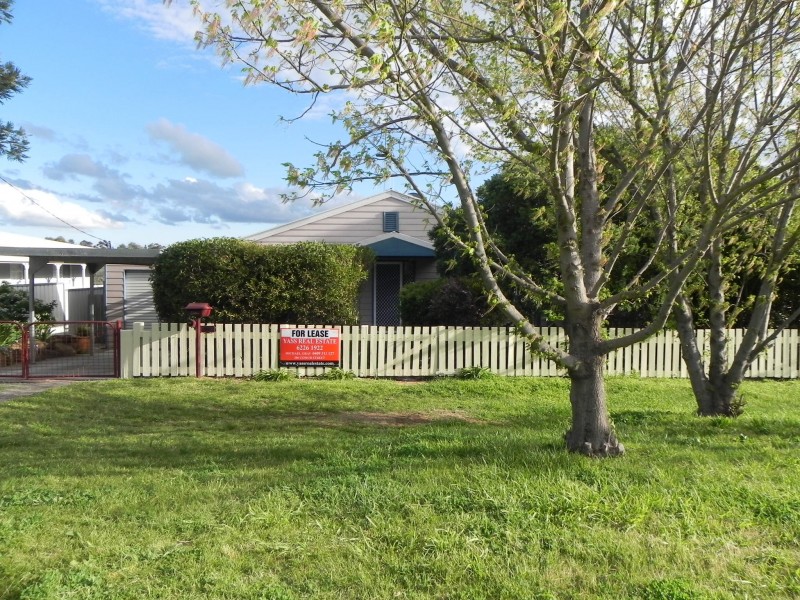 49 Mount Street, Yass NSW 2582