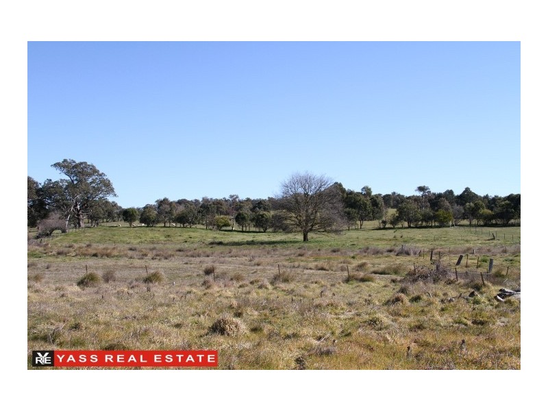 11 Cossack Street, Bowning NSW 2582