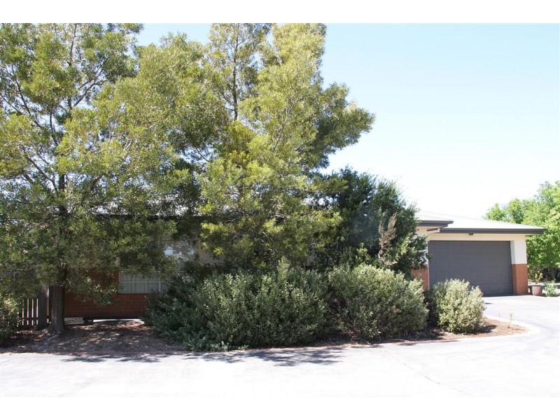 1/14 Nicholls Drive, Yass NSW 2582