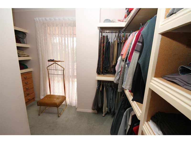 43 Macdonald Street, Yass NSW 2582
