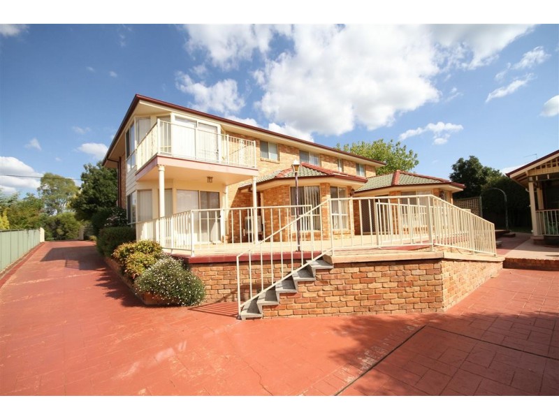 43 Macdonald Street, Yass NSW 2582