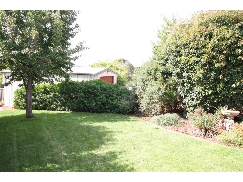43 Macdonald Street, Yass NSW 2582