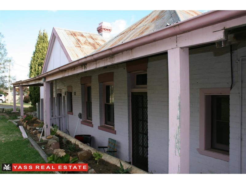 5 Bluett Street, Yass NSW 2582