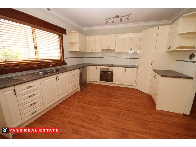 84 O’Brien Street, Yass NSW 2582