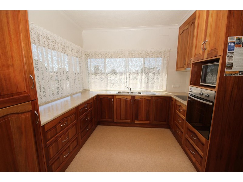 1 Pollux Street, Yass NSW 2582