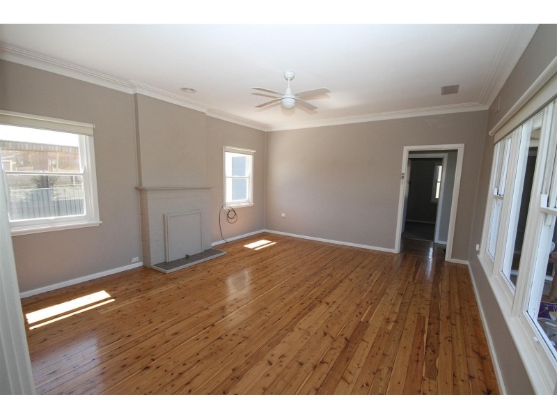 2 Pollux Street, Yass NSW 2582