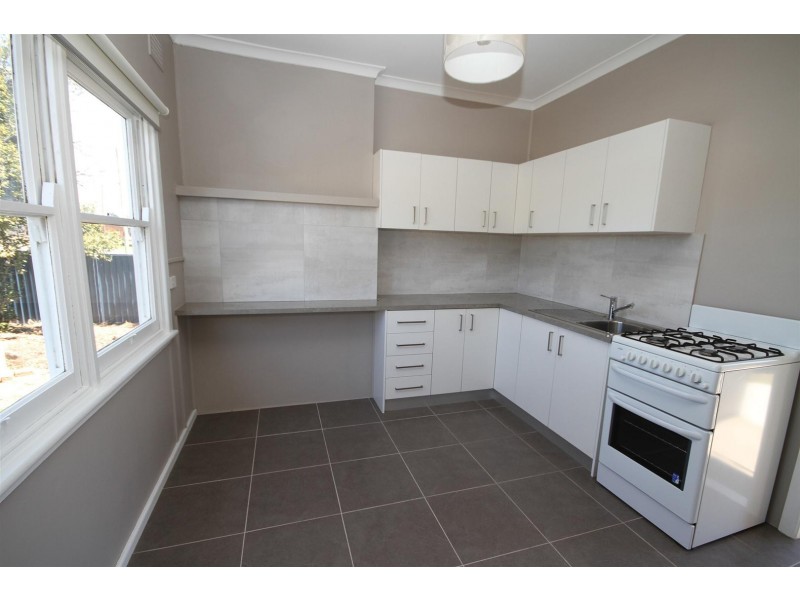 2 Pollux Street, Yass NSW 2582